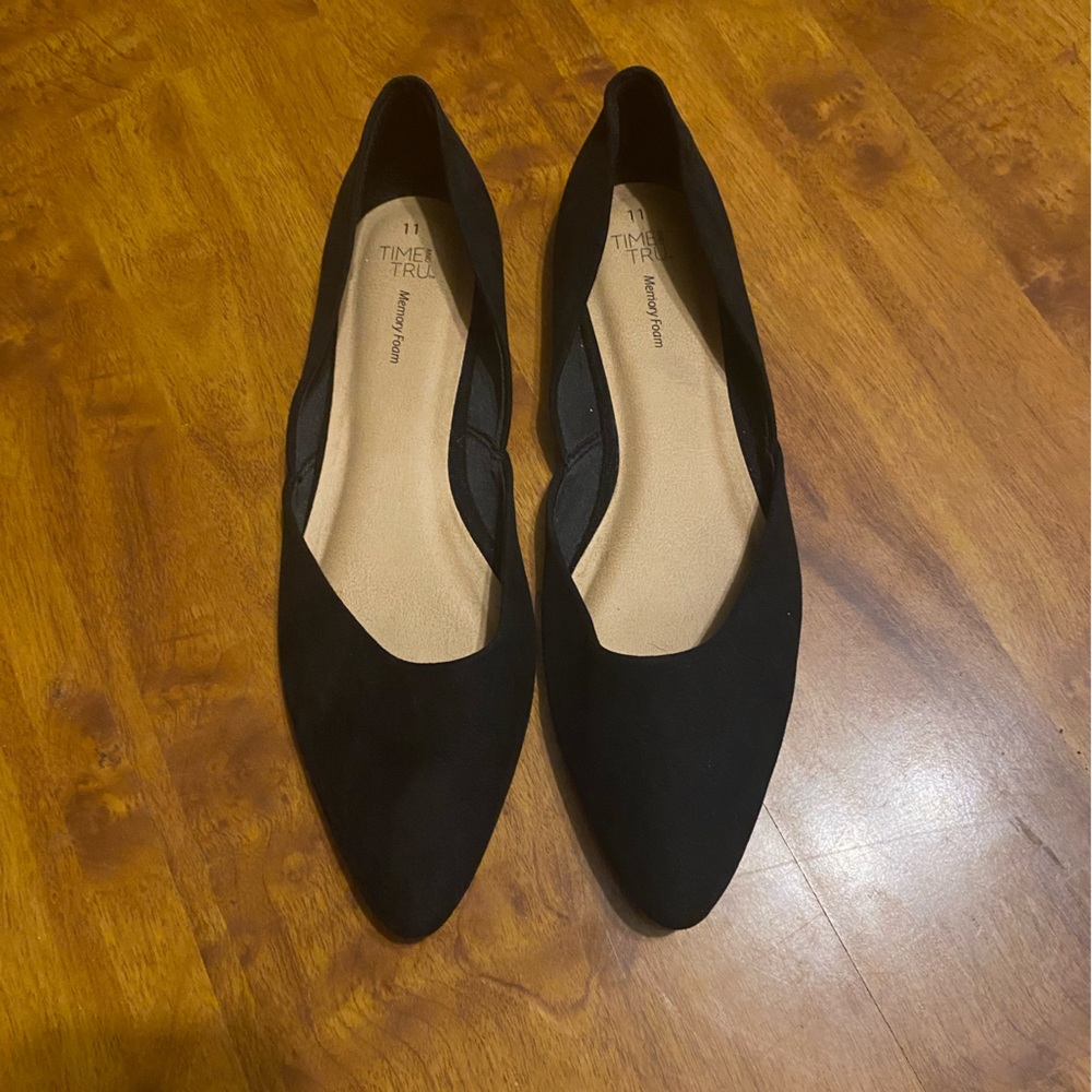 Black pointed flats 11 size